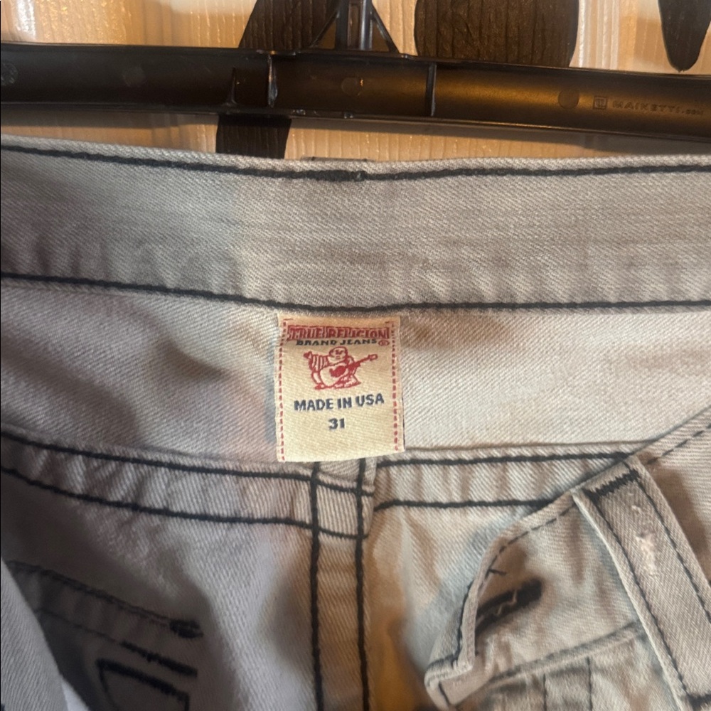 True Religion Light Gray Straight Jeans size 31 - Picture 4 of 4